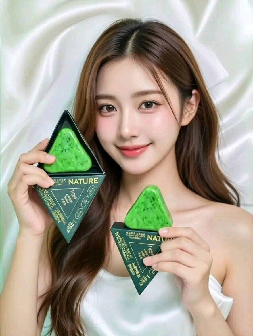 ✨ FAIRY SCRUB GLUTA SOAP