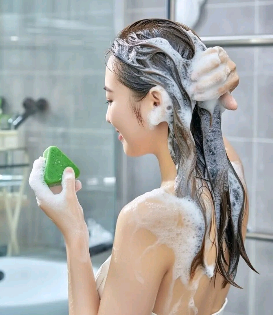 ✨ FAIRY SCRUB GLUTA SOAP